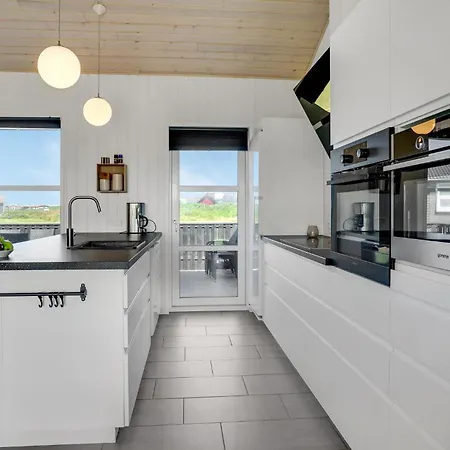 Holiday home Amazing In With Wifi *
