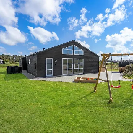Holiday home Amazing In With Wifi